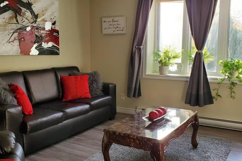 2-Bedroom Apartment Sweet #2 By Amazing Property Rentals Gatineau Kültér fotó